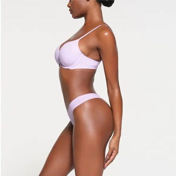 Skims NWT Fits Everybody Tshirt Bra in Lily Size 40DDDD - Picture 3 of 7